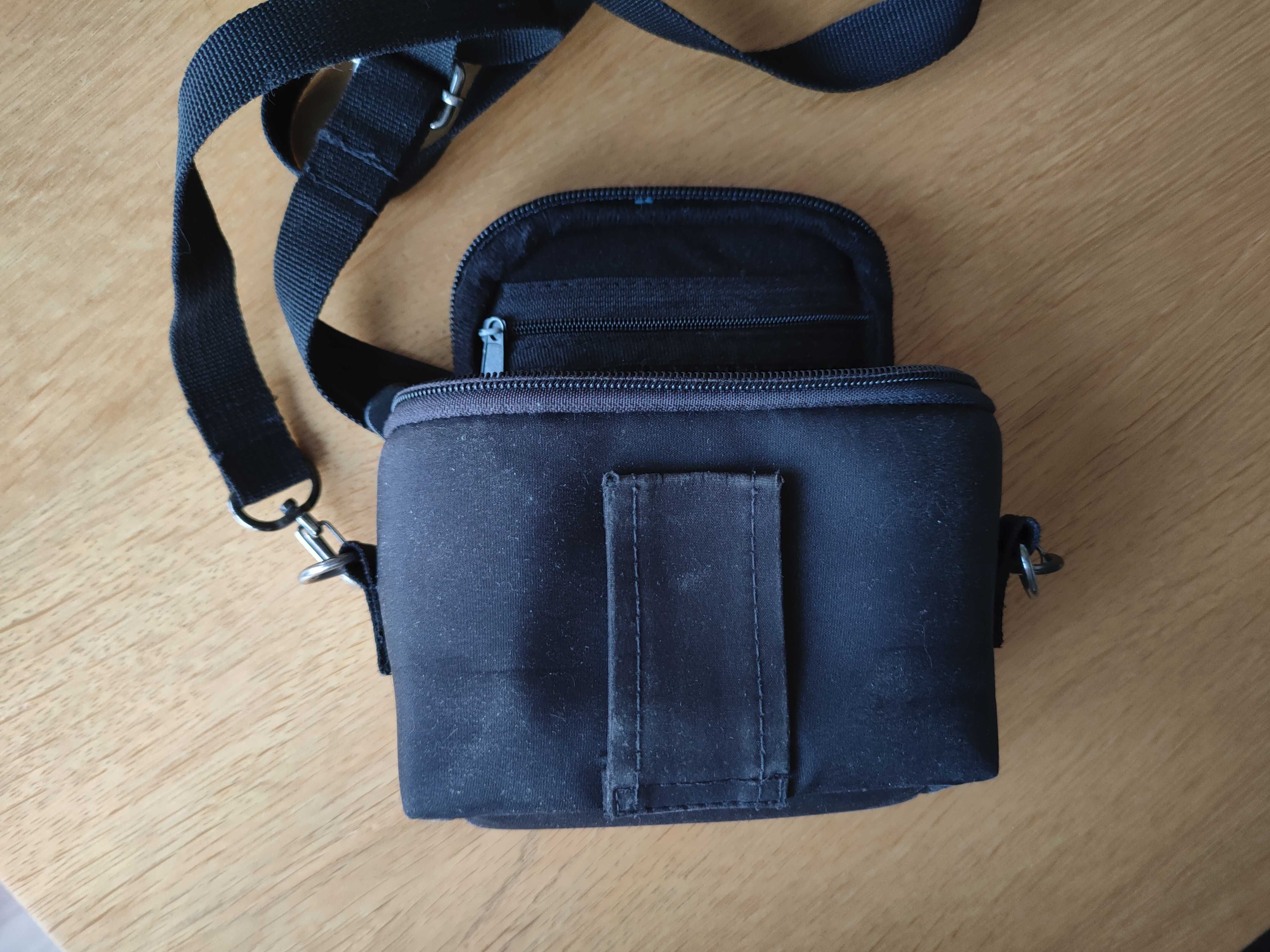 Pokrowiec torebka sakwa etui na pasku aparat cyfrowy, portfel Wysy 1zl