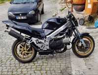 Honda VFR 750 RC36 II – Projeto Streetfighter