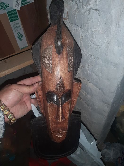 Маска декоративна дерев'яна (США)