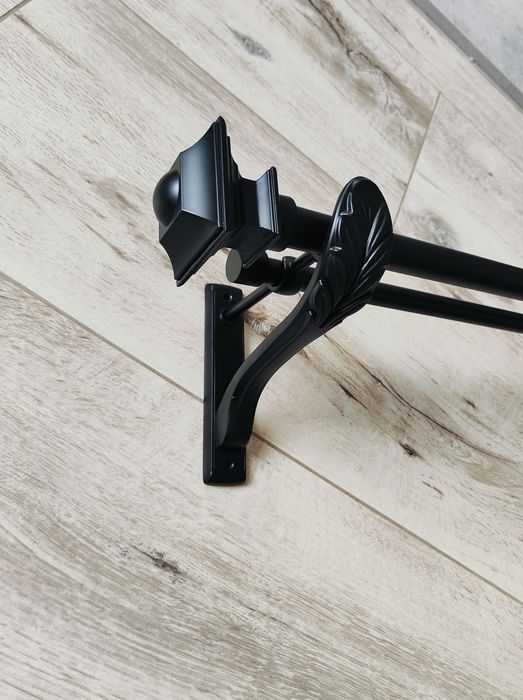 Карниз чорний , подвійний