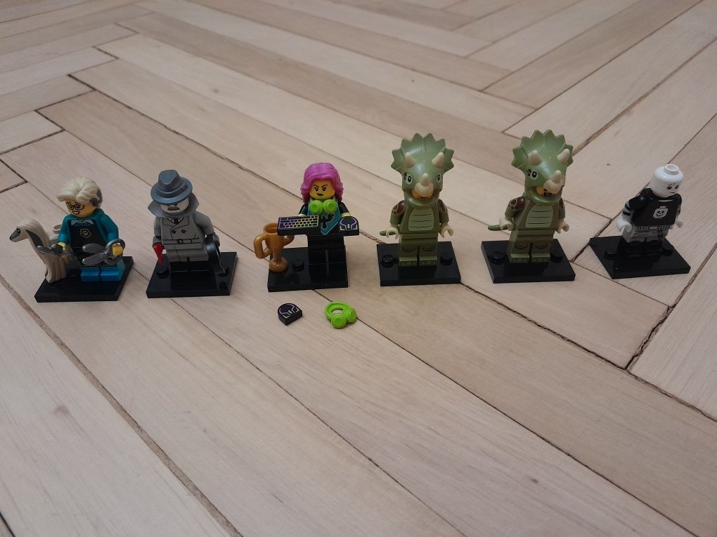 Мініфігурки різних серій Lego