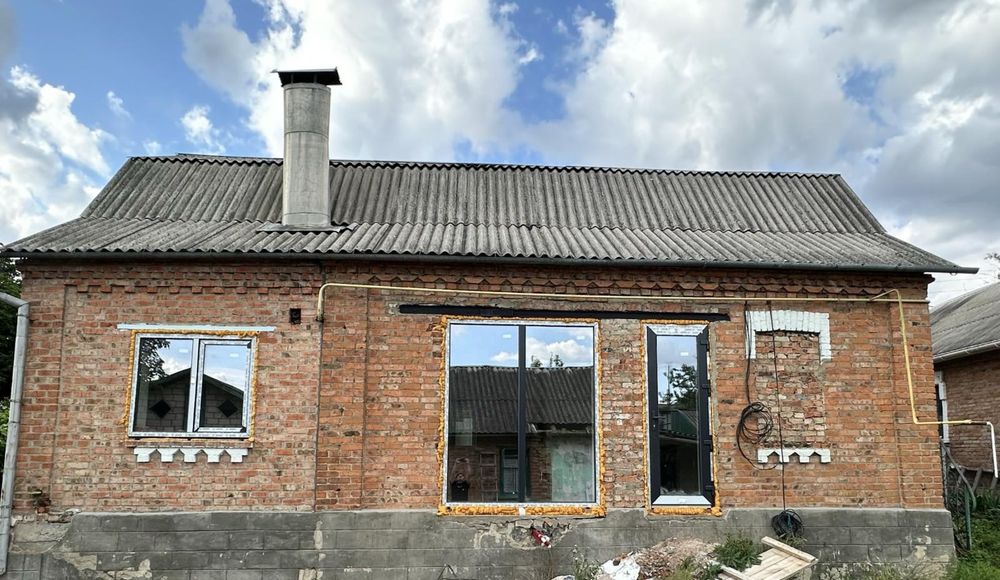 Продам чистовий будинок, старе місто, з плиткою