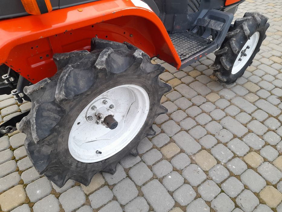 Трактор японський Kubota Aste A14 4х4 Кубота