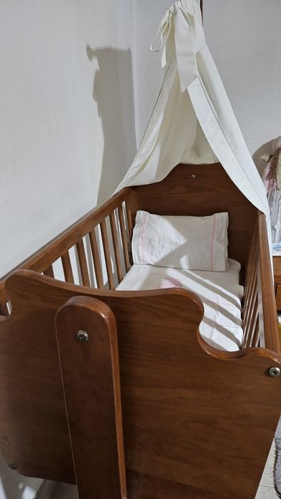 Vendo berço de bebé