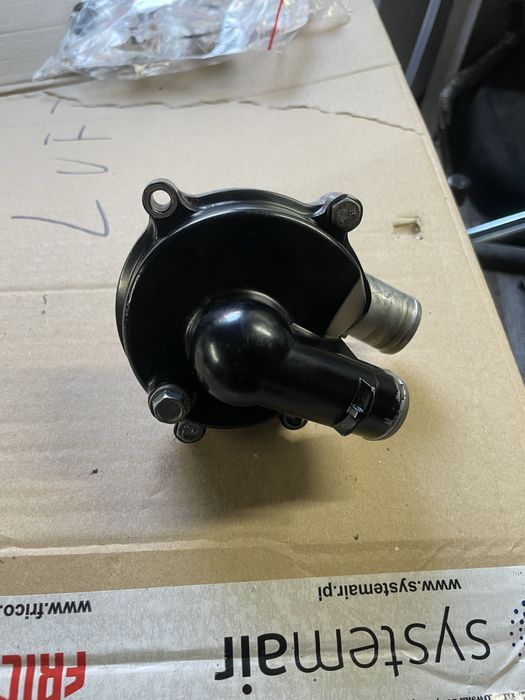 Pompa wody Suzuki GSX-R 600 750 K8 K9 LO L1