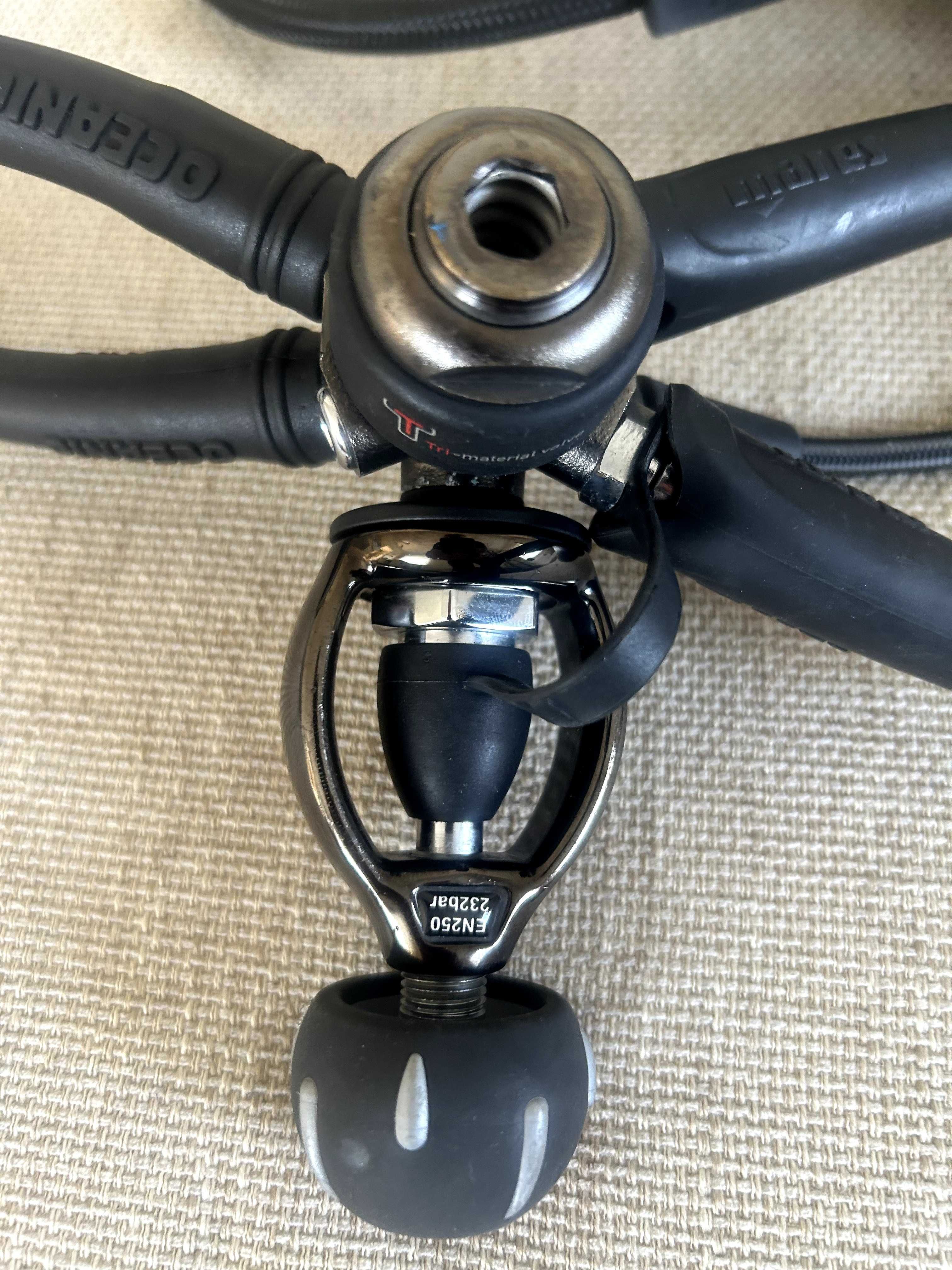 Mares Carbon 42T automat oddechowy