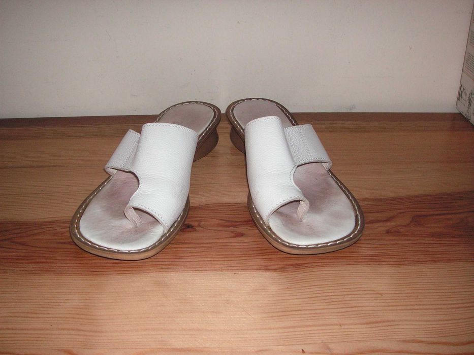 Sandália Senhora T/38 ( Branco )