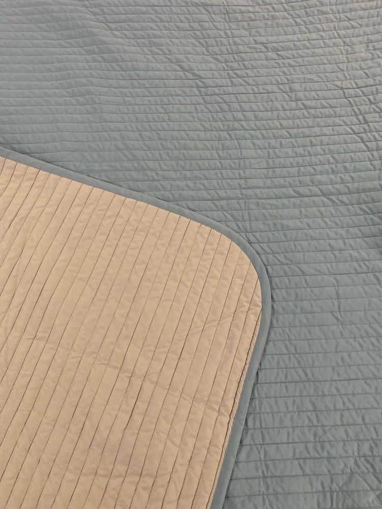 Colcha IKEA casal azul