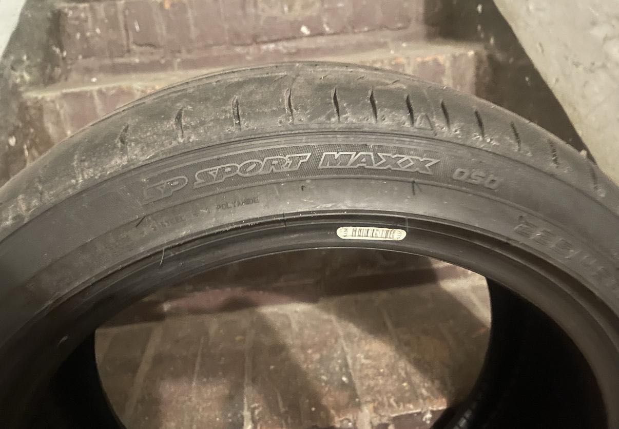 Opony Dunlop SP Sport Maxx 050