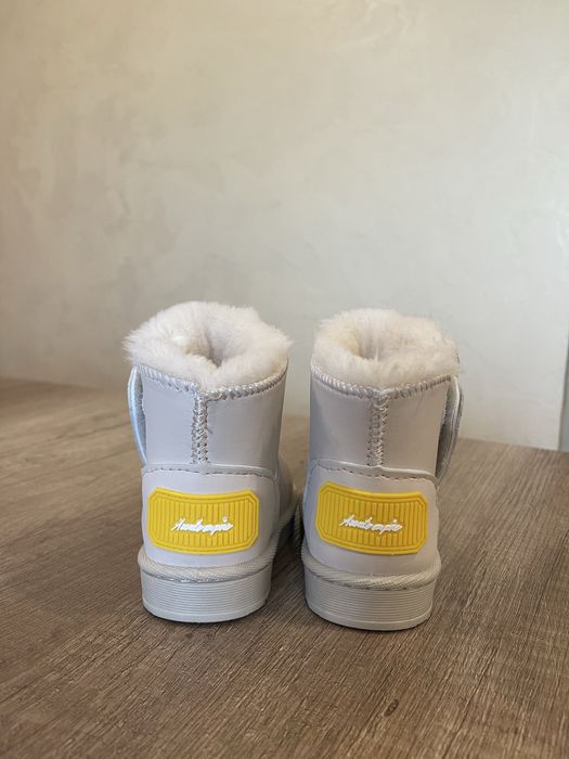 Зимові утеплені чобітки, 19 р.