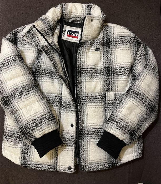 Зимня жіноча куртка “Levi’s” р S