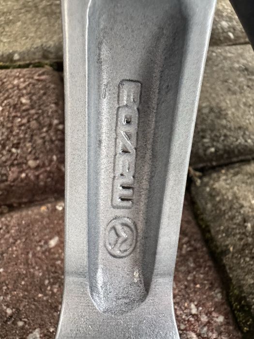 5-114,3 r17 Mazda