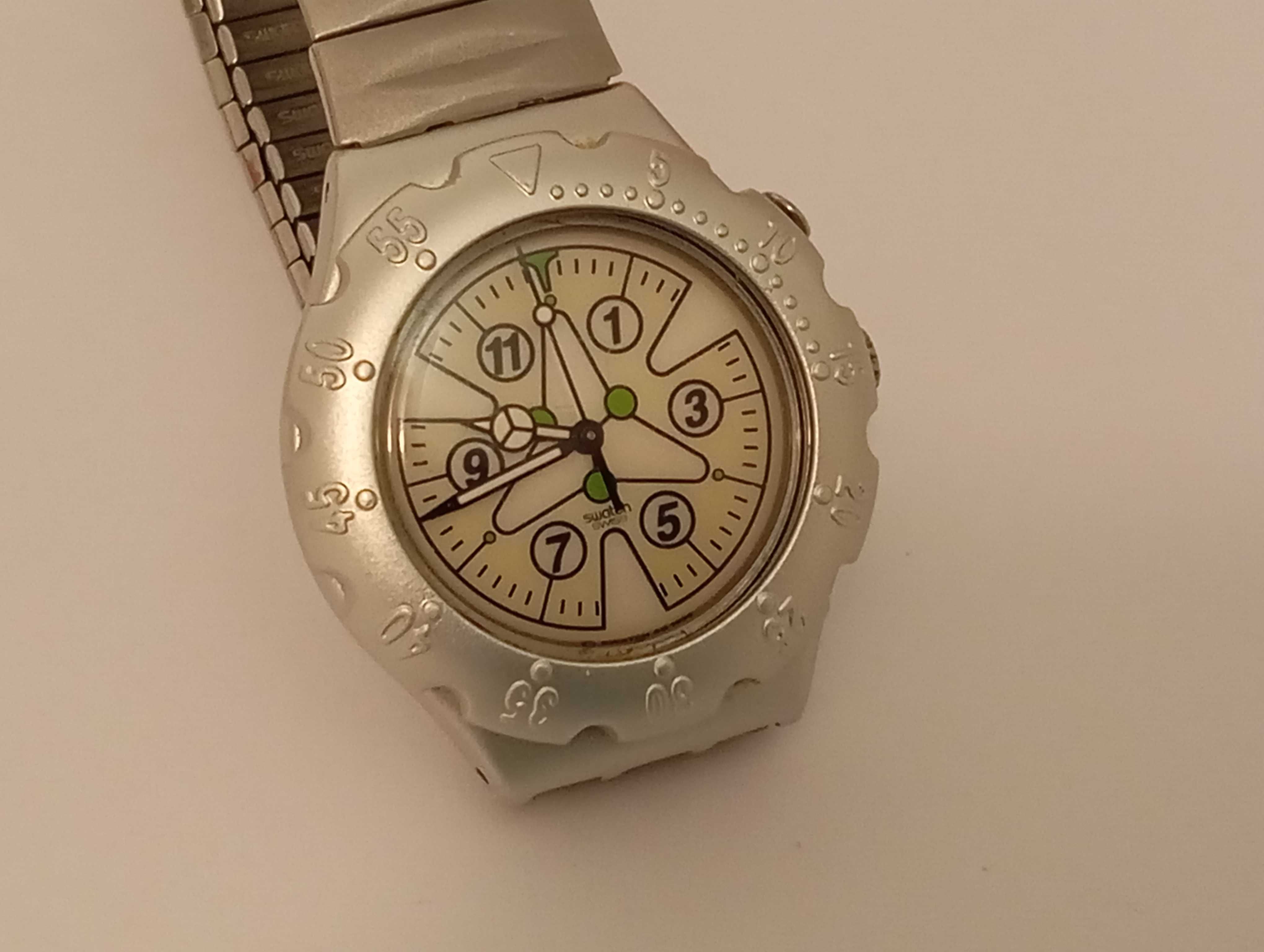 Zegarek Vintage Swatch - na elastycznej bransolecie