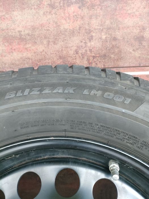 Koła zimowe Skoda VW SEAT 215/65R17 99H 5x112 ET38 SENSOR !!!