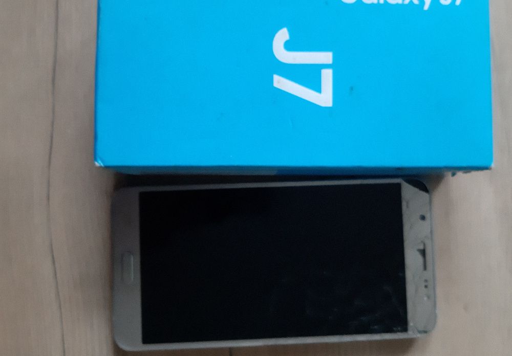 Samsung Galaxy J7 2017