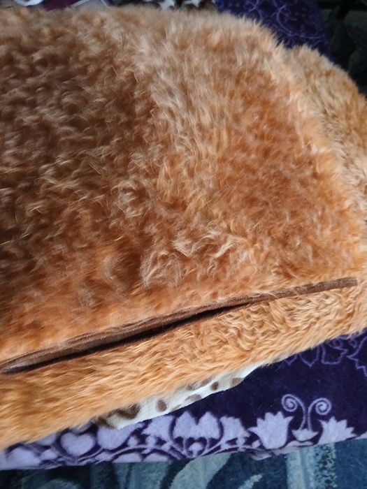 Narzuta na łóżko plus na fotel