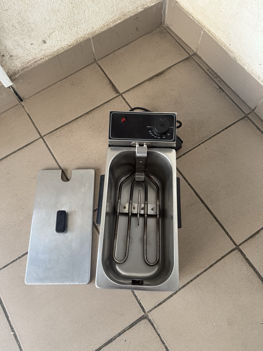 Фритюрниця Обʼєм  4 Літри Німеччина !!!