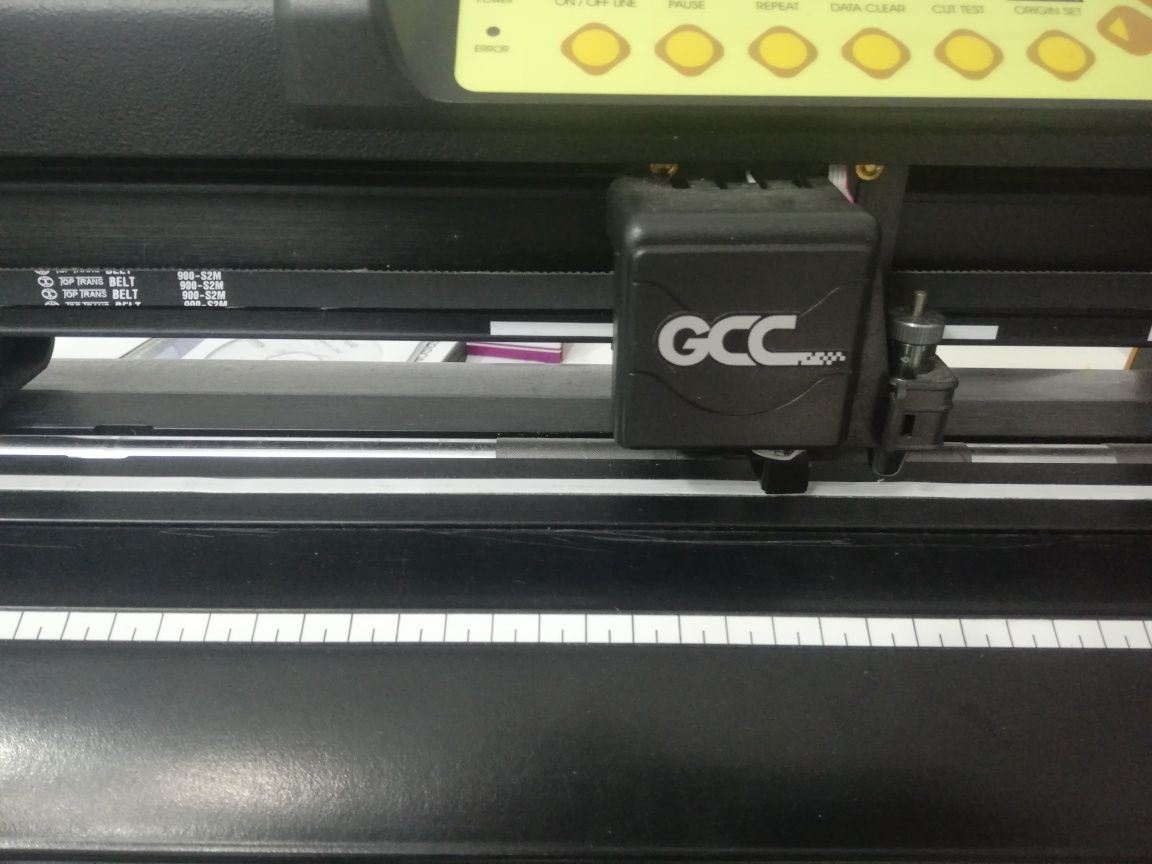 Impressora de corte gcc
