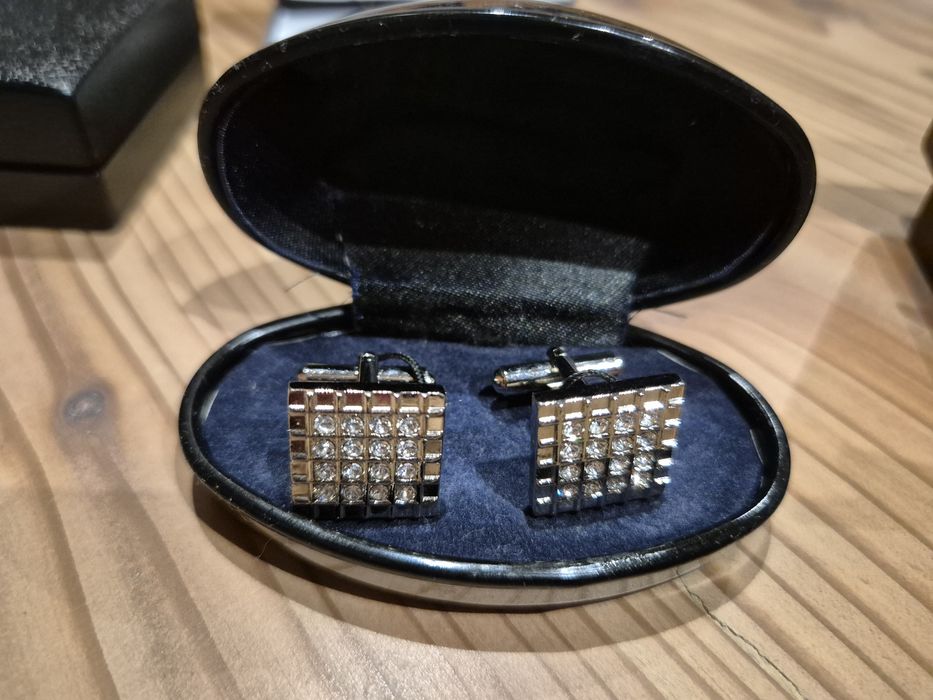 Запонки, 4 пари з коробками