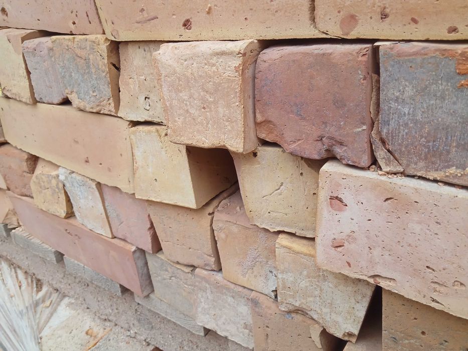 Cegła klinkierowa ścięta,cegła stuletnia, cegła rozbiórkowa