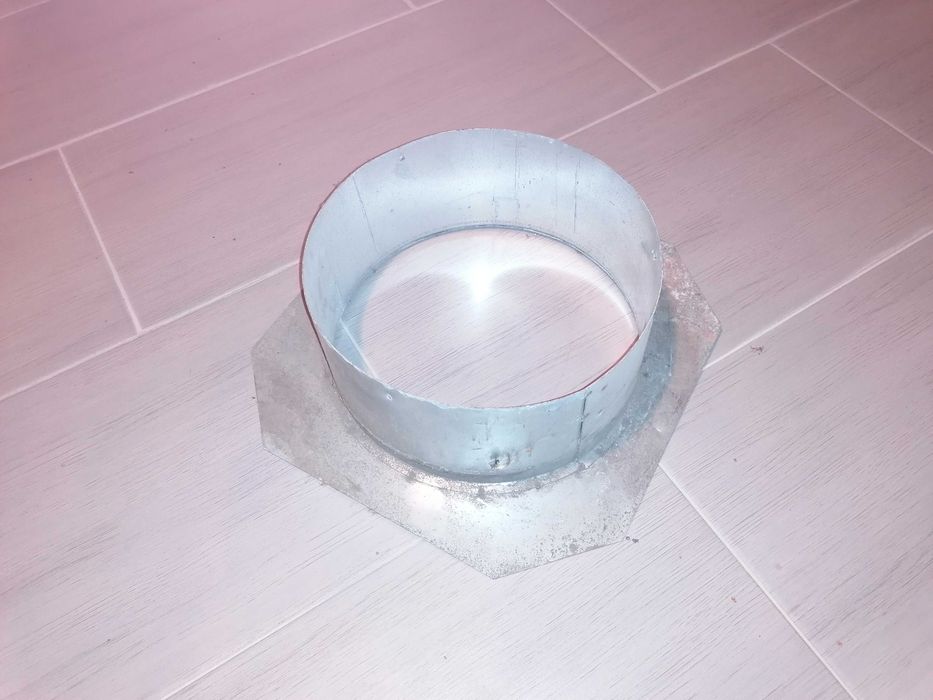 Pierścień szalunkowy czapy kominowe 25 cm