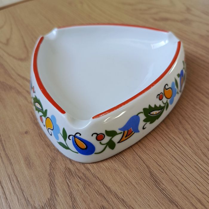 Popielniczka ceramiczna