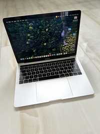 MacBook Pro 13 a2159 tuochbar