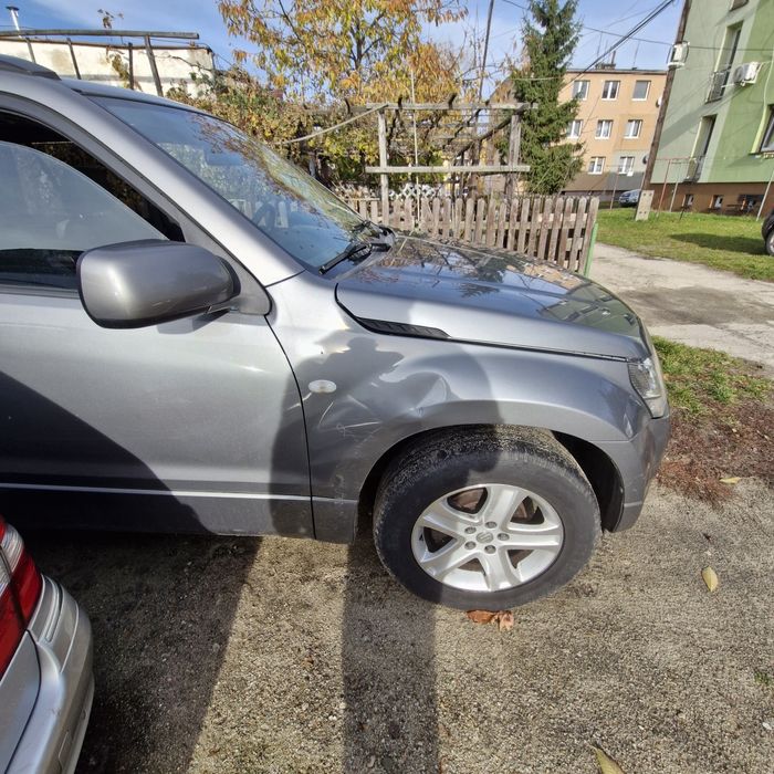 Suzuki grand vitara 4x4 2007r  2.0 benzuna