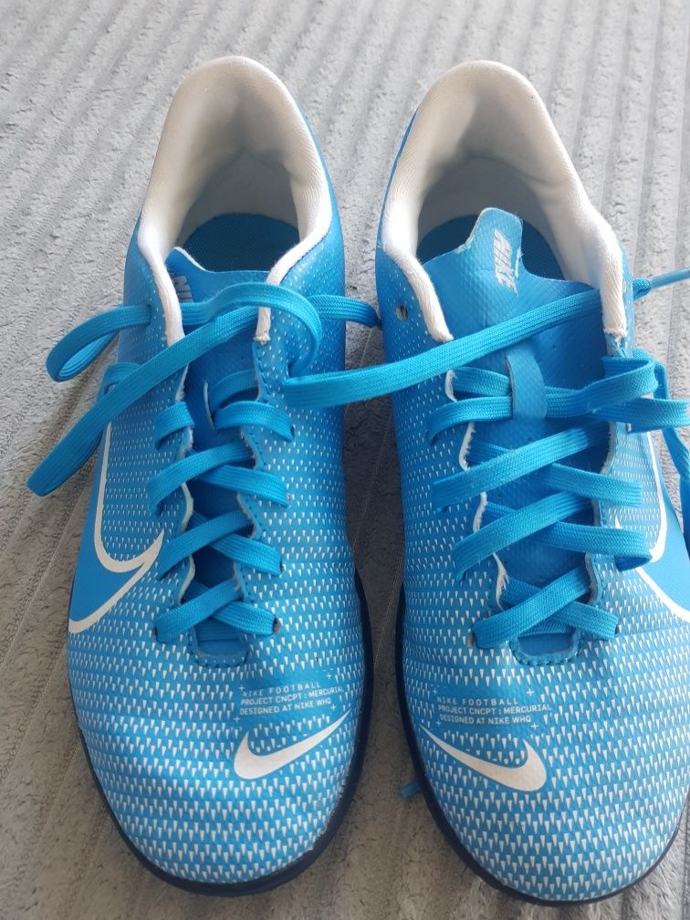 piękne halowki Nike Mercurial