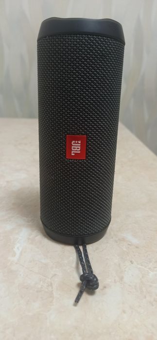 СРОЧНО!!! Продам дуже потужну та оригінальну колонку від JBL