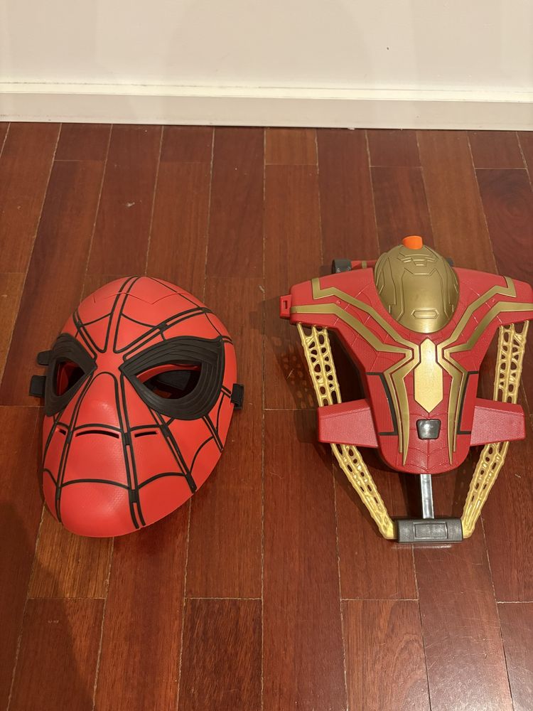 Mascara e lançador Homem-aranha