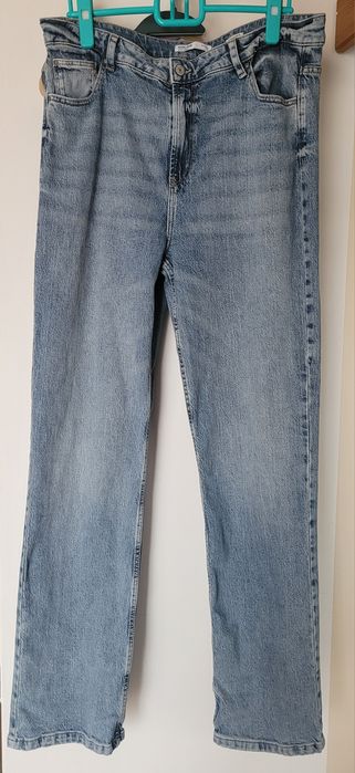 Jeansy straight fit high waist House