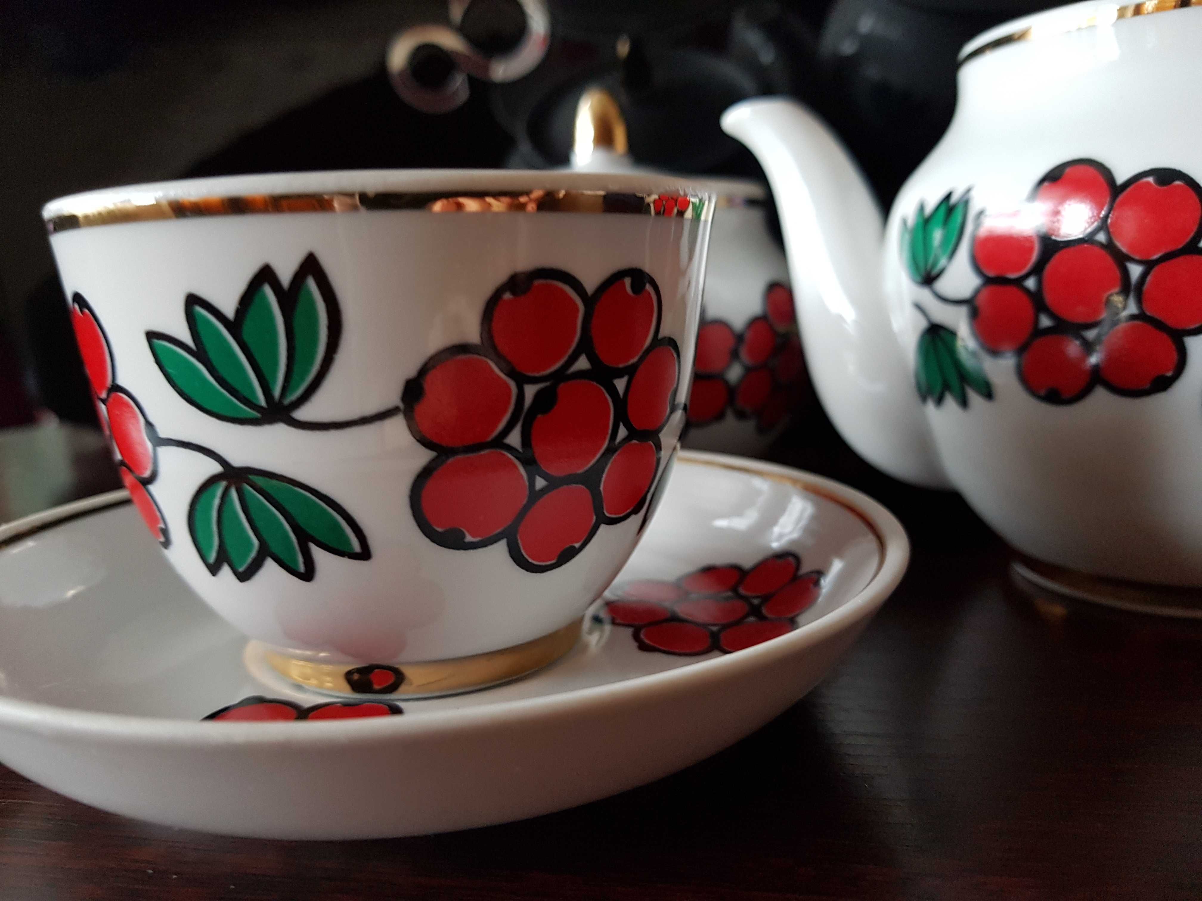Чайний сервіз "Калина" .
