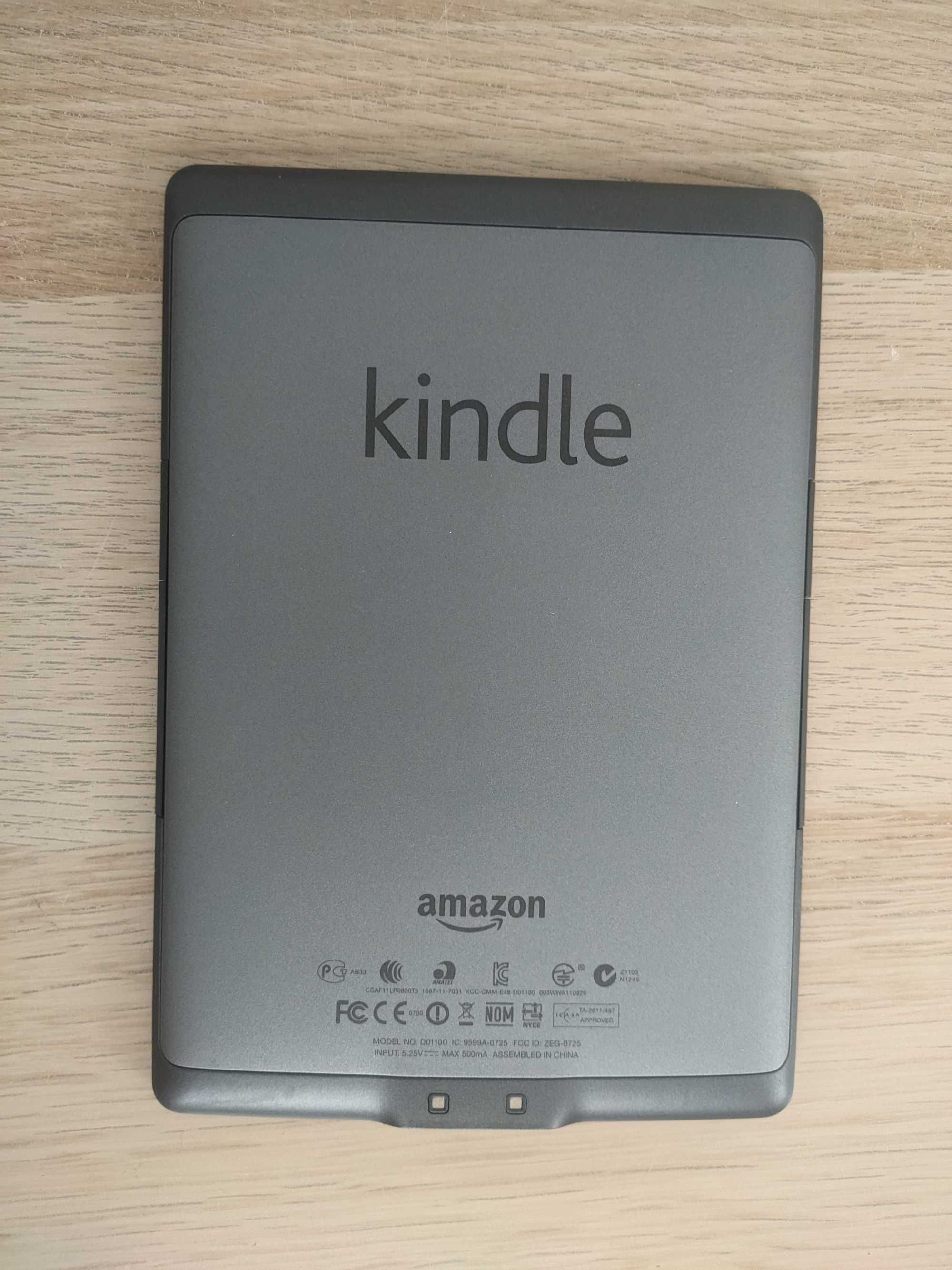 Kindle 4 - wersja bez reklam, z obudową