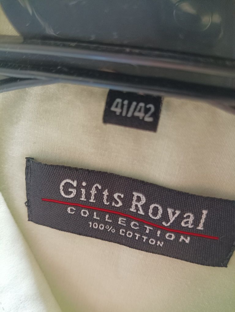 66. Koszula męska rozmiar 41/42 firmy Gifts Royal