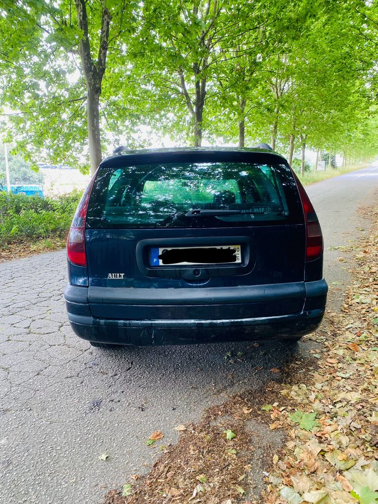 Renault Laguna 1.9D 2000
