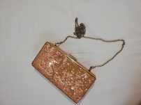 Clutch/Mala de mão com lantejoulas Parfois