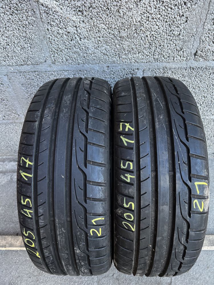 Dwie opony dunlop sport maxx rt 205/45/17 rsc 2021r.