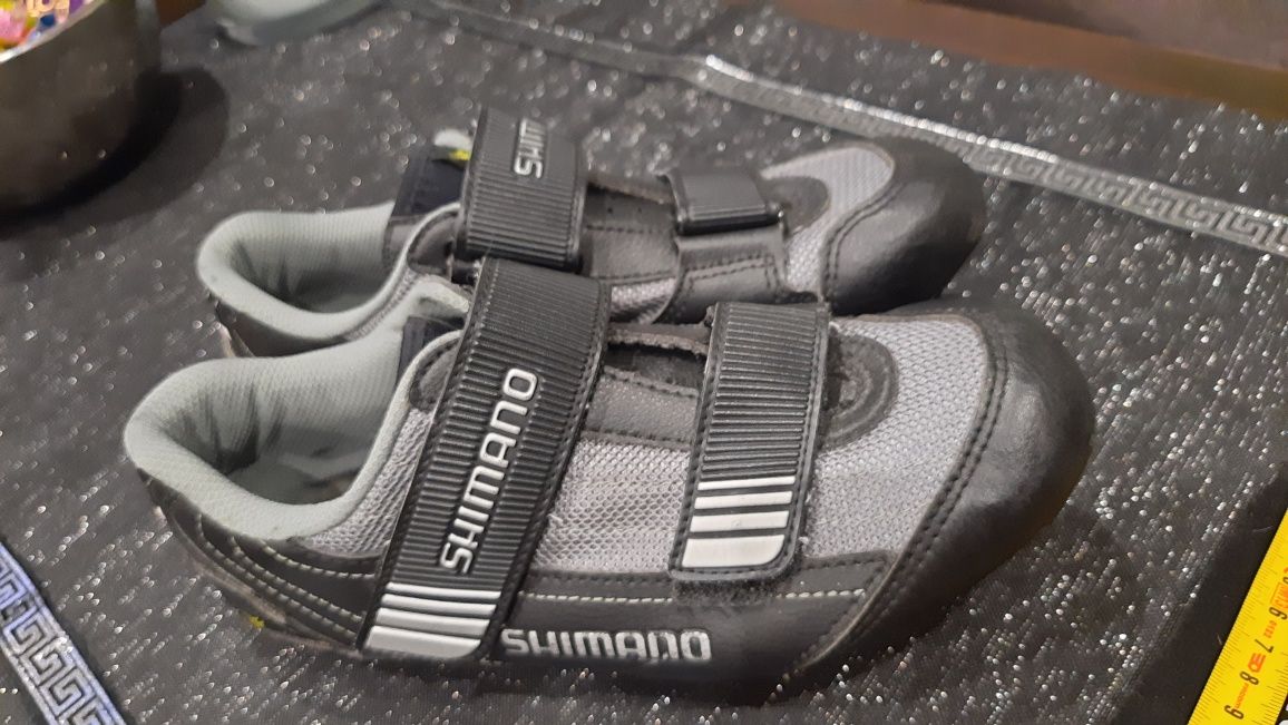 Buty rowerowe firmy SHIMANO