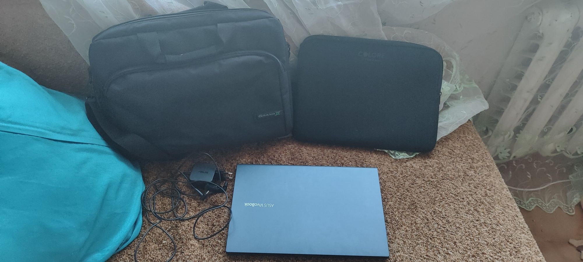 Продам ноутбук Asus VivoBook s15 у відмінному стані.