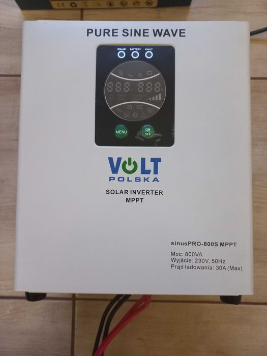 Sprzedam inwerter solarny Volt Polska mppt 800VA