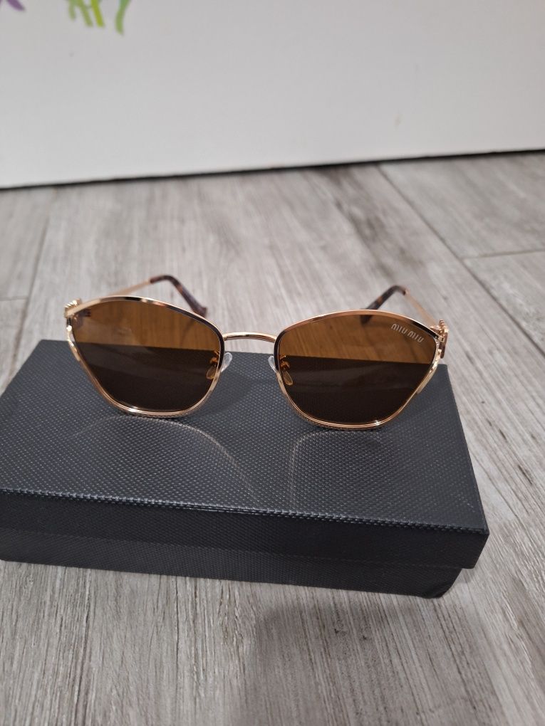 Miu miu okulary przeciwsłoneczne
