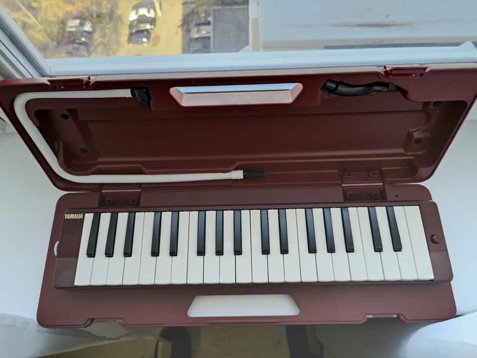 Yamaha Pianica P-37D