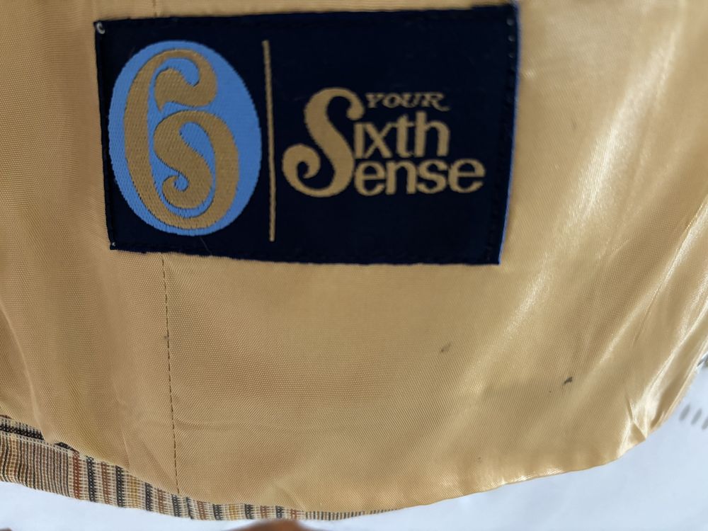 Blaser de verao da marca Your SixthSense como novo