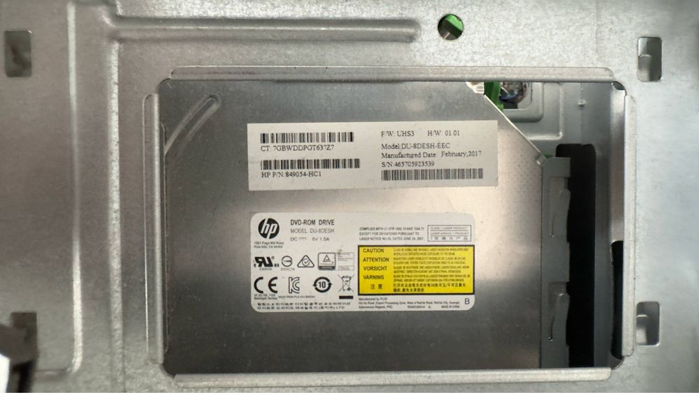 Komputer HP Prodesk 600 G3, monitor HP VH22