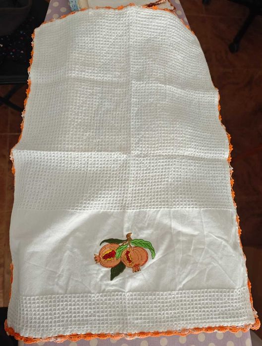 Conjunto de 3 panos para a loiça e 5 naprons