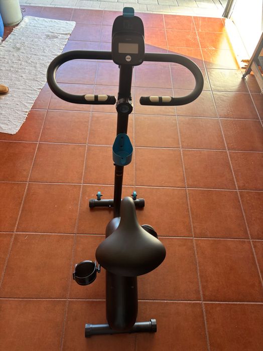 Bicicleta estática Domyos 120 (Decathlon)