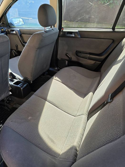 Продам Opel Astra 1,4 газ-бензин