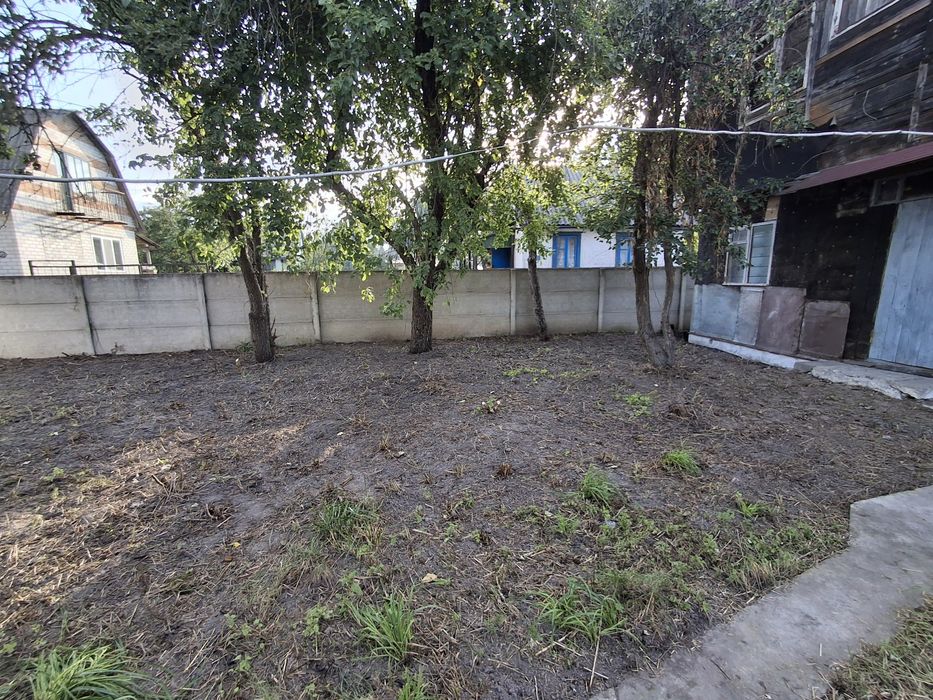 Продаж великої дачі з опаленням. Жавинка