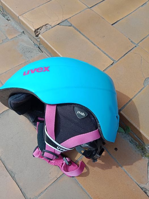 Продаю шлем в отличном состоянии.